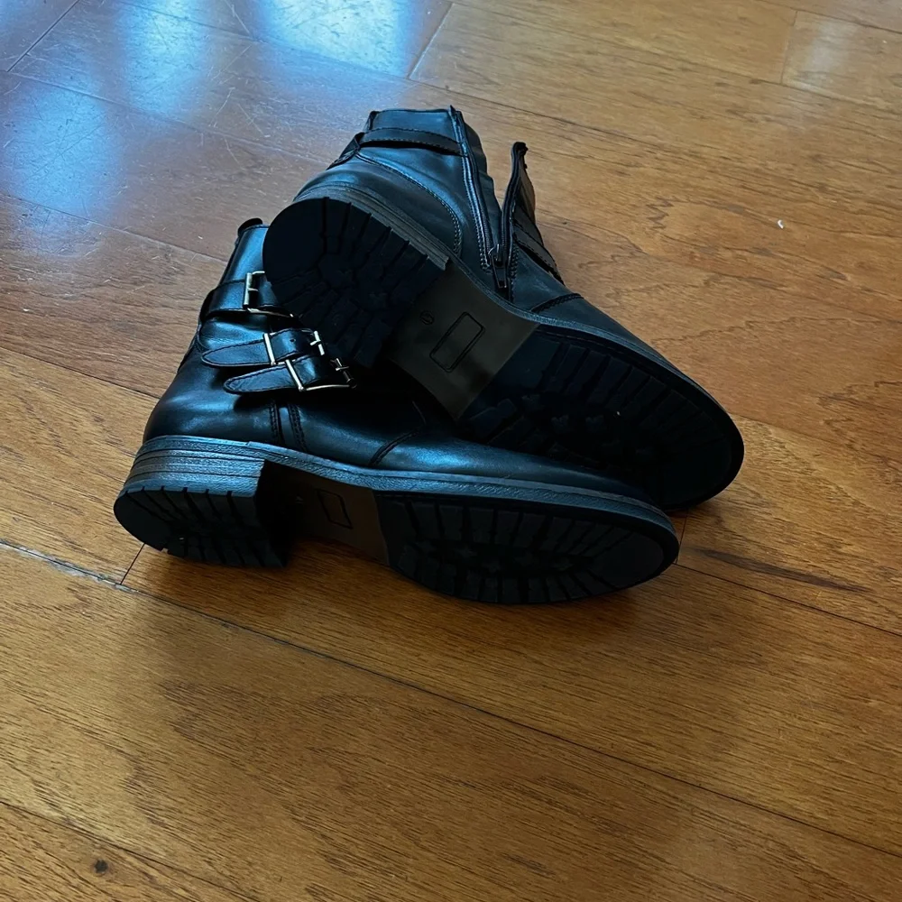 Eric Michael Janel Boots - Picture 7 of 10